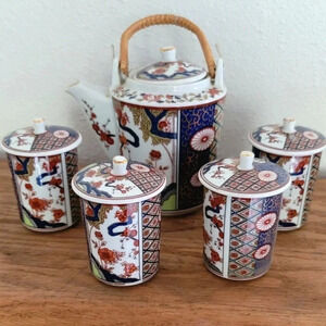 Vintage Imari Style Japan Hand Decorated Tea Set With 4 Cups and Lids